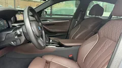 2023 BMW 5-Series 523d M Sport — фото 19
