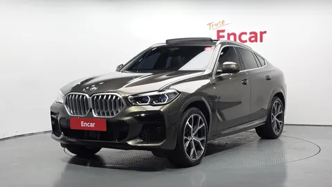 2022 BMW X6 xDrive40i M Sport