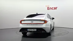 2022 Hyundai Sonata 2.0 — фото 4