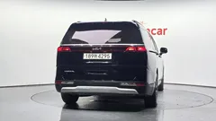 2023 Kia Carnival Diesel 9-Seater Prestige — фото 4