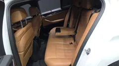 2022 BMW 5-Series 520i M Sport — фото 12