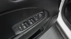 2022 Hyundai Venue 1.6 Modern Plus, белый — фото 15