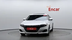 2022 Honda Accord 2.0 Hybrid Touring, белый — фото 3
