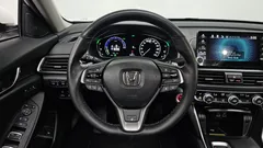2022 Honda Accord 2.0 Hybrid Touring, белый — фото 13