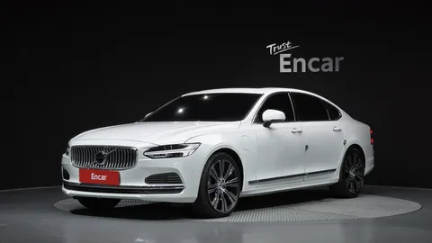 2023 Volvo S90 T8 AWD Ultimate Bright