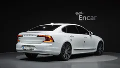 2023 Volvo S90 T8 AWD Ultimate Bright — фото 2