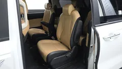 2023 Kia Carnival Diesel 9-Seater Prestige — фото 12