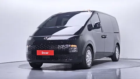 2022 Hyundai Staria Tourer 11-Seater