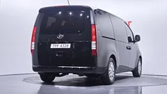 2022 Hyundai Staria Tourer 11-Seater, чёрный — фото 2