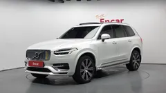 2022 Volvo XC90 T8 Ultimate Bright Hybrid — фото 11