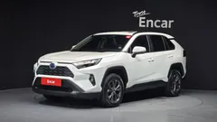 2022 Toyota RAV4 2.5 2WD Hybrid, белый — фото 1