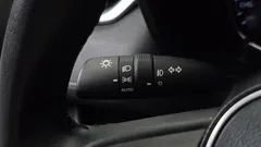 2022 Toyota RAV4 2.5 2WD Hybrid, белый — фото 15