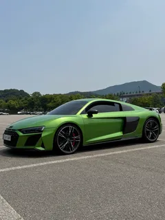 2021 Audi R8 5.2 V10 Performance Coupe, 연두색 — фото 15