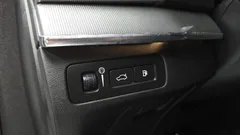 2021 Volvo XC90 T8 R-Design Hybrid, белый — фото 18