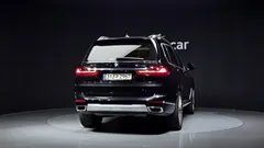 2022 BMW X7 xDrive 40i Design Pure Excellence 7-Seater — фото 4