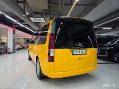 2022 Hyundai Staria Tourer 11-Seater — фото 3