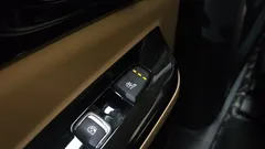 2023 Kia Carnival Diesel 9-Seater Signature — фото 18