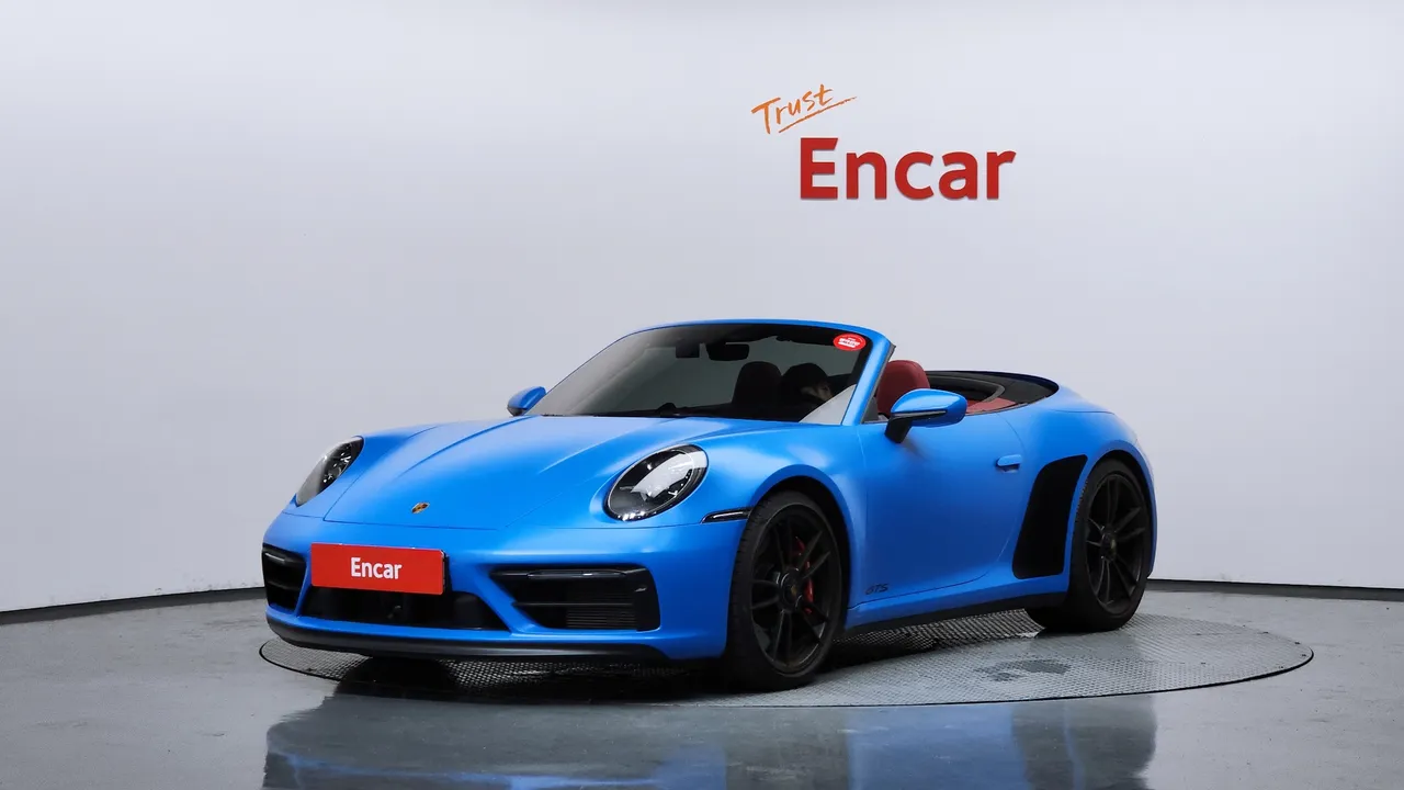 2023 Porsche 911 Carrera 4 GTS Cabriolet