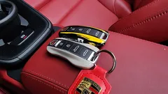 2023 Porsche 911 Carrera 4 GTS Cabriolet, синий — фото 14
