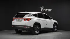 2021 Hyundai Tucson Premium 2WD, белый — фото 2