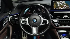 2021 BMW 5-Series 523d xDrive M Sport, чёрный — фото 13