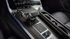2023 Audi A7 55 TFSI Quattro Premium, белый — фото 9