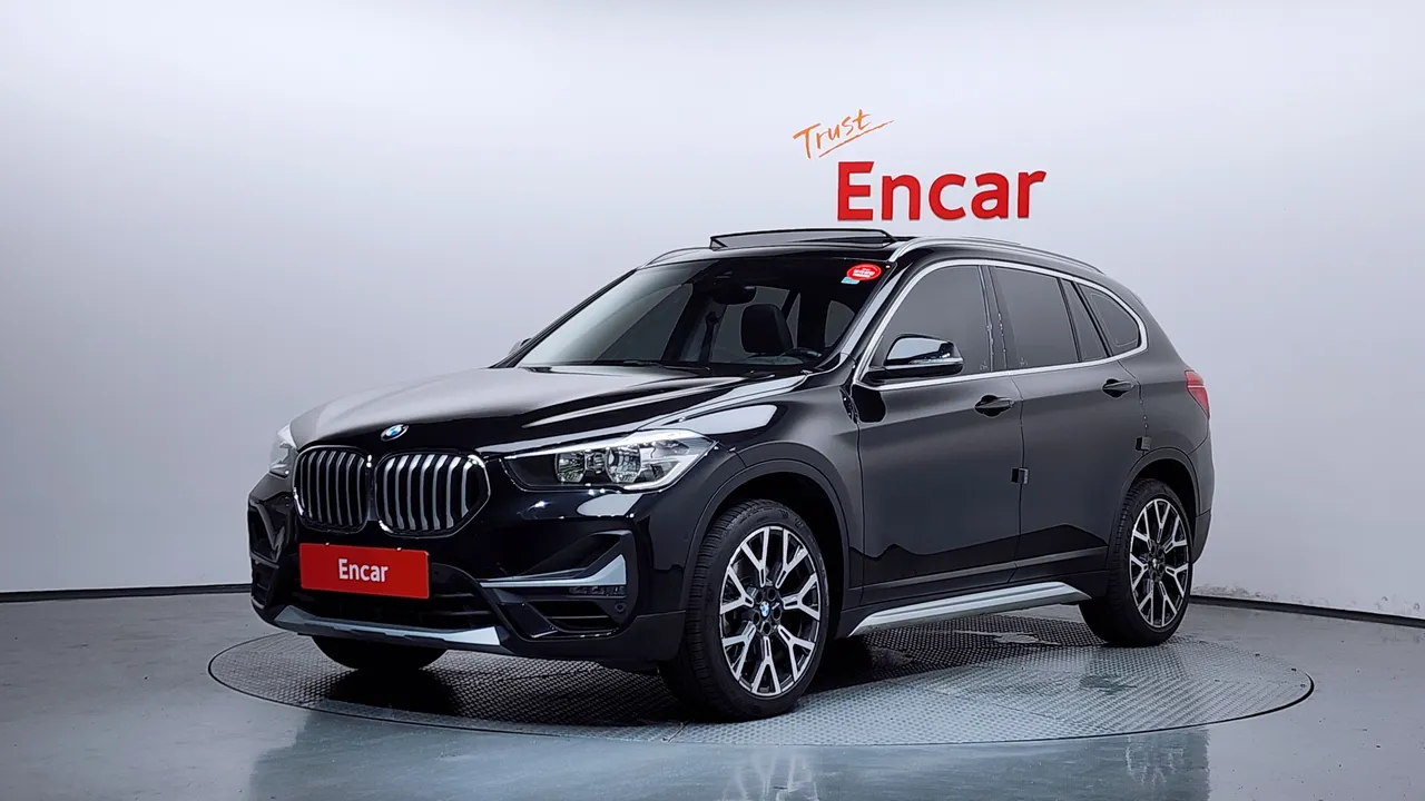 2022 BMW X1 xDrive 20i xLine