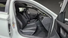 2023 Volkswagen Jetta 1.5 TSI Prestige, белый — фото 10