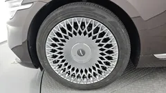2021 Genesis G90 3.8 AWD, коричневый — фото 5