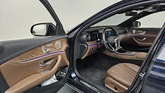 2022 Mercedes-Benz E-Class E300e 4MATIC Exclusive — фото 10