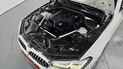 2022 BMW 5-Series 530i Luxury — фото 6