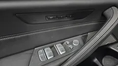 2022 BMW 5-Series 530i Luxury — фото 20