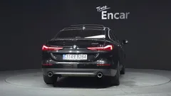 2021 BMW 2-Series 220i Advantage, чёрный — фото 4