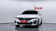 2023 BMW Gran Turismo 620d xDrive M Sport, белый — фото 3