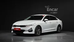 2023 Kia K5 2.0 LPI(Renter car) — фото 1