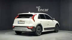 2022 Kia Niro Trendy, белый — фото 2