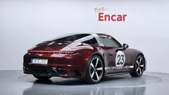 2021 Porsche 911 Targa 4S Heritage Design Edition, коричневый — фото 2
