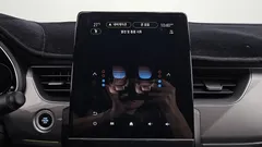 2023 Renault Samsung XM3 1.6 E-TECH Inspire e-shifter — фото 16
