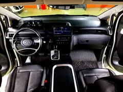 2022 Hyundai Staria Cargo 5-Seater — фото 7