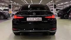 2022 Lexus ES Executive — фото 5