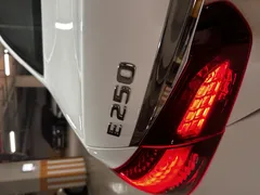 2023 Mercedes-Benz E-Class E250 Avantgarde — фото 11