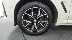2023 BMW X4 xDrive20i M Sports Pro — фото 5