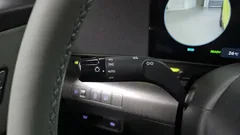 2023 Hyundai Kona Inspiration, жёлтый — фото 20
