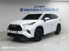 2023 Toyota Highlander 2.5 4WD Limited, белый — фото 1