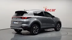 2021 Kia Sportage Diesel 2.0 2WD, серо-серебристый — фото 2