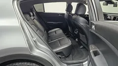 2021 Kia Sportage Diesel 2.0 2WD, серо-серебристый — фото 11