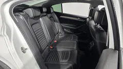2021 Volkswagen Passat 2.0 TDI Prestige, белый — фото 11