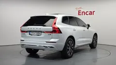 2022 Volvo XC60 B5 Inscription — фото 2
