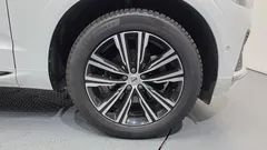 2022 Volvo XC60 B5 Inscription — фото 5