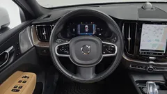 2022 Volvo XC60 B5 Inscription — фото 13